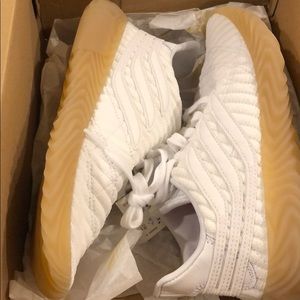 Adidas Sobakov Size 5 White Gum Brand New